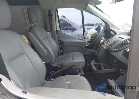 2018 Ford Transit-250 T-250 z USA, uszkodzony, nr VIN 1FTYR2ZM8JKB49773